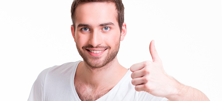 hombre-pulgar-arriba - La Guía de las Vitaminas hombre-pulgar-arriba - La Guía de las Vitaminas